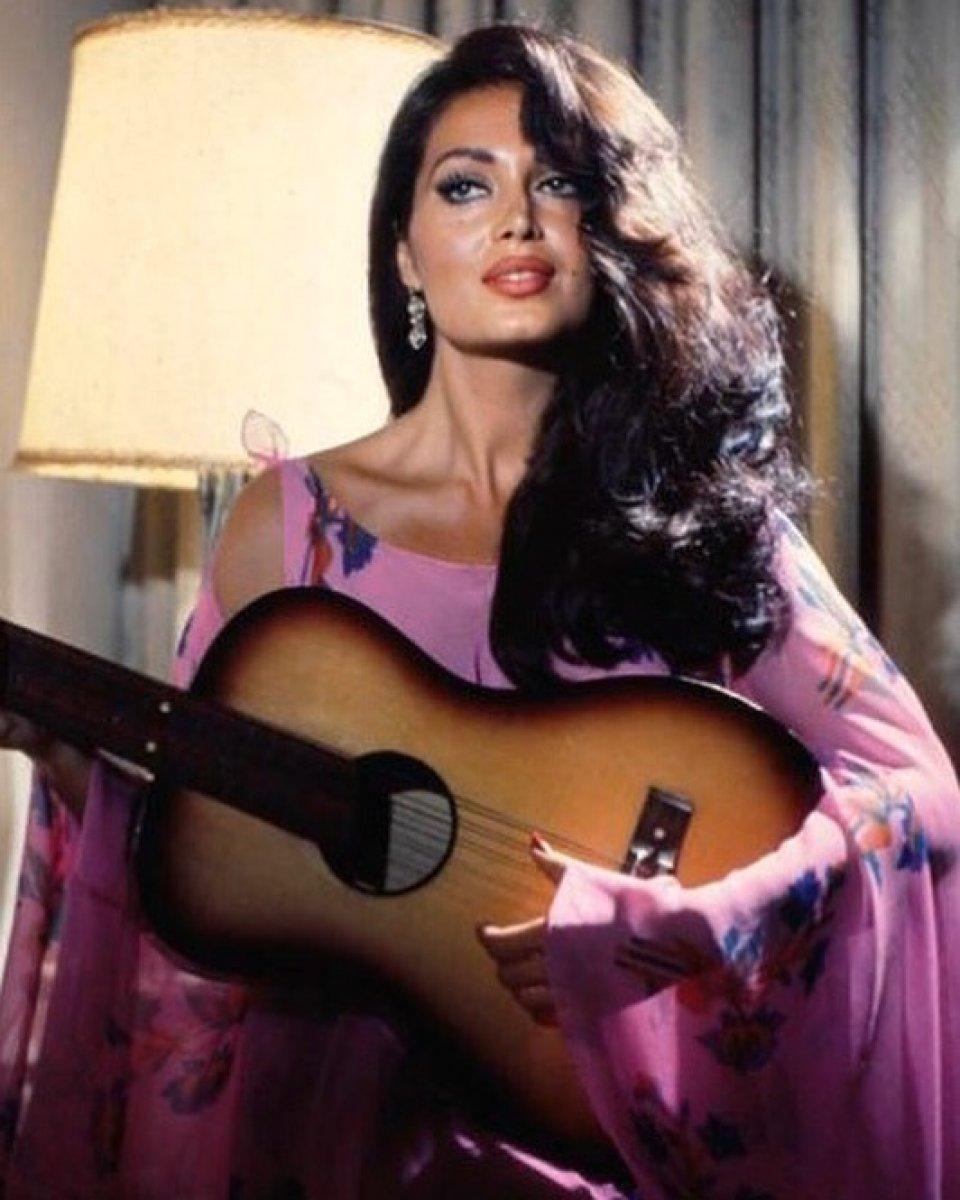 Türkan Şoray’dan itiraf: İçimde hep ukde kaldı