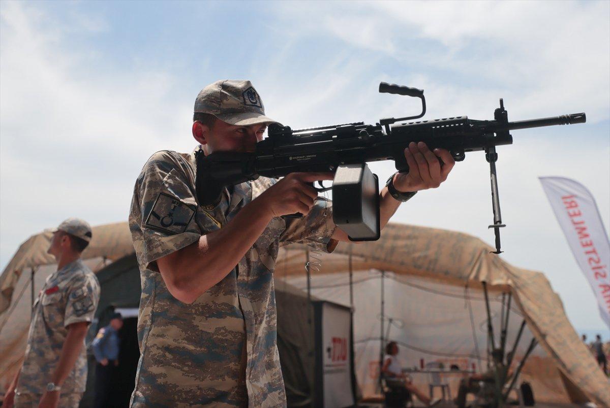 Milli savunma teknolojileri İzmir'de görücüye çıktı