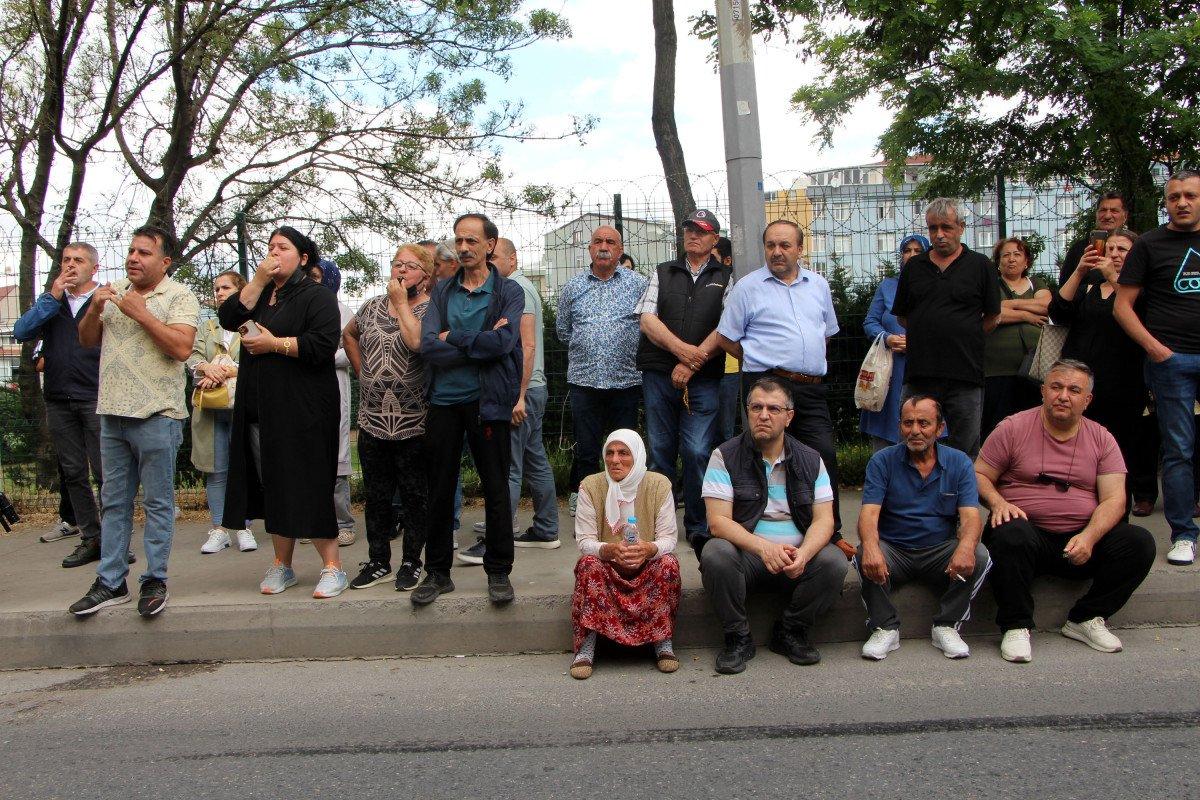 Beyoğlu'nda, ekipler ile vatandaşlar arasında kentsel dönüşüm gerginliği