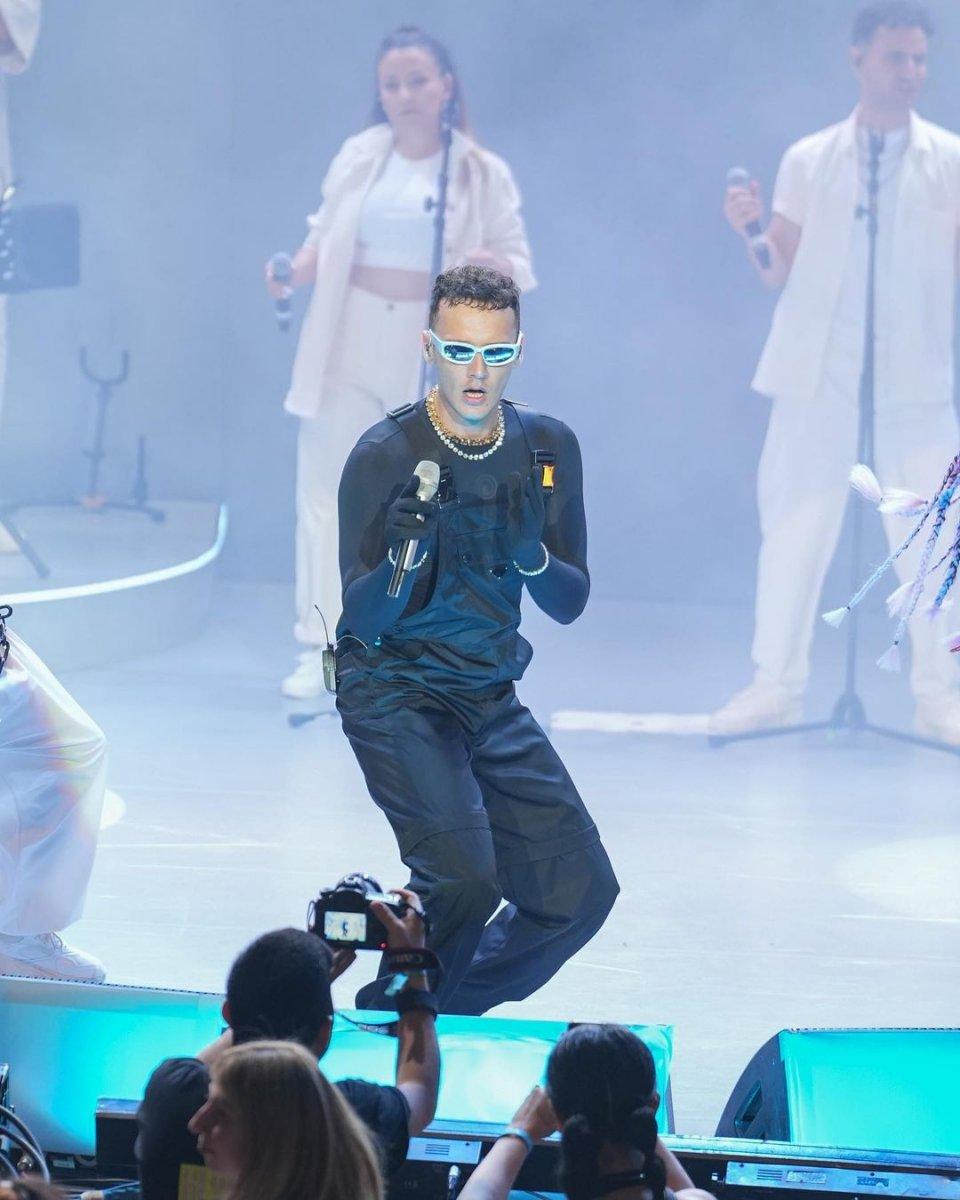 Gülşen ile Edis'ten kutlama fotoğrafı