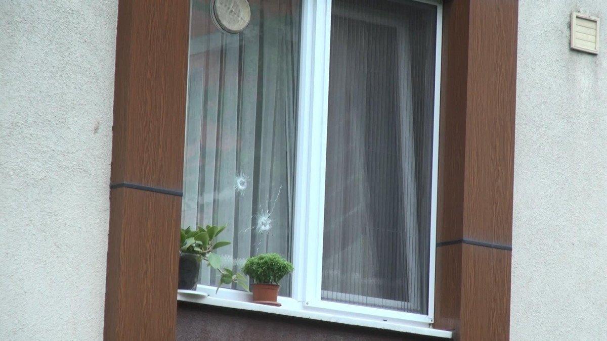 Sultangazi'de eşini silahla yaralayıp rehin alan şahıs yakalandı