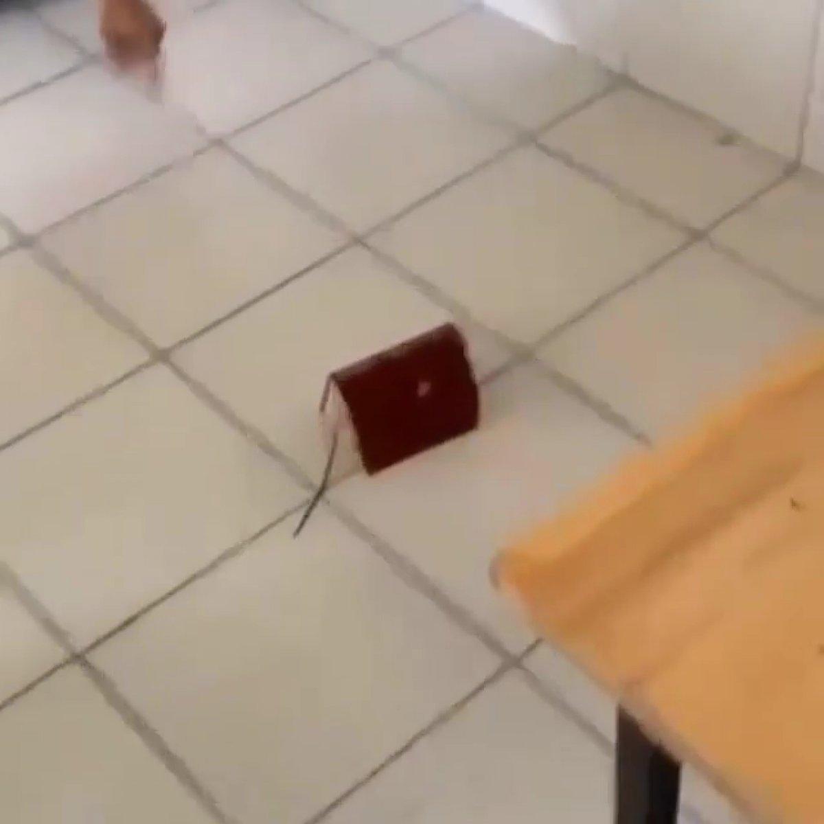 Antalya'da liseliler Kur’an-ı Kerim'i tekmeledi