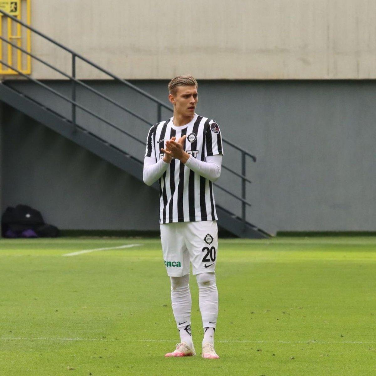 Beşiktaş'ta Rıdvan Yılmaz'ın alternatifi Kazımcan Karataş