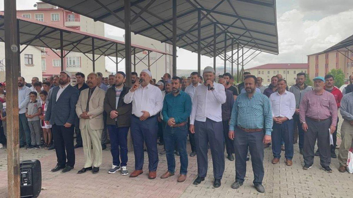 Sivas'ta yağmur duası sırasında yağış başladı