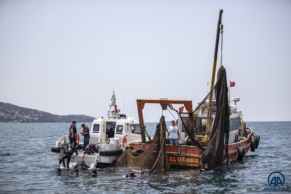 İstanbul'da Türkiye'nin en büyük hayalet ağı çıkartıldı