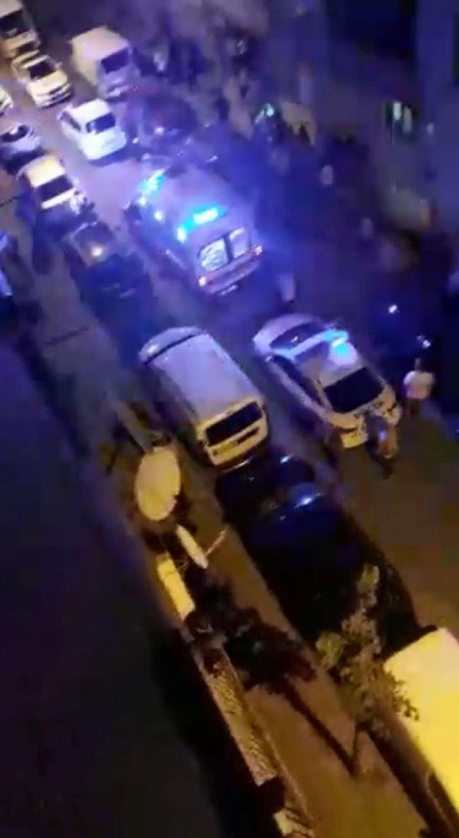 Sultangazi’de yol verme kavgası: Öldüresiye dövdüler