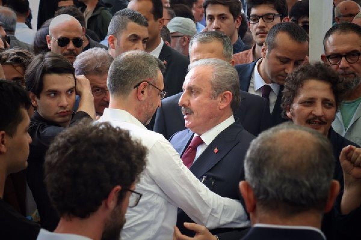 Yazar ve şair Mevlana İdris Zengin'e veda