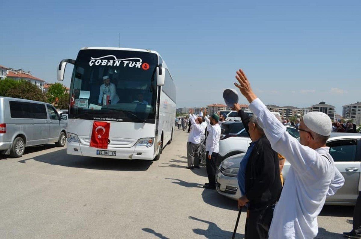 Denizli'deki ilk hac kafilesi yola çıktı