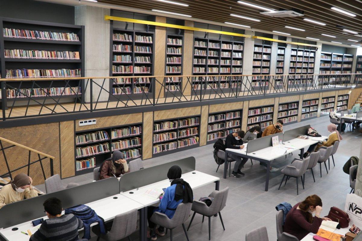 Şehit öğretmen Aybüke Yalçın'ın acısı dinmiyor