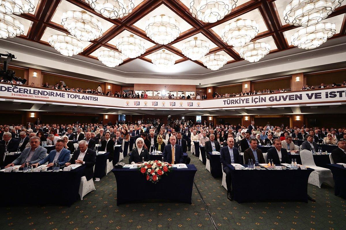 Cumhurbaşkanı Erdoğan'dan milletvekillerine: Rahat olun seçimi kazanacağız