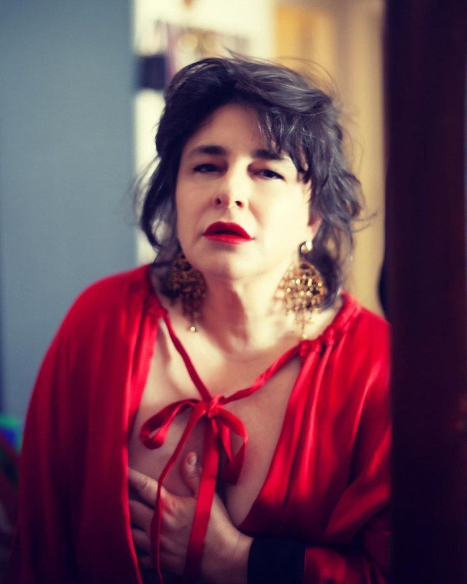 Esra Dermancıoğlu dans etti