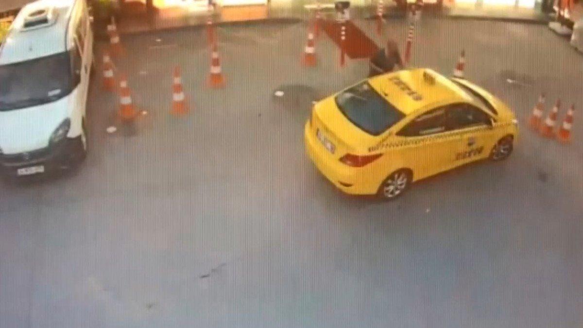 Şişli’de taksici aracında unutulan kredi kartıyla yakıt aldı