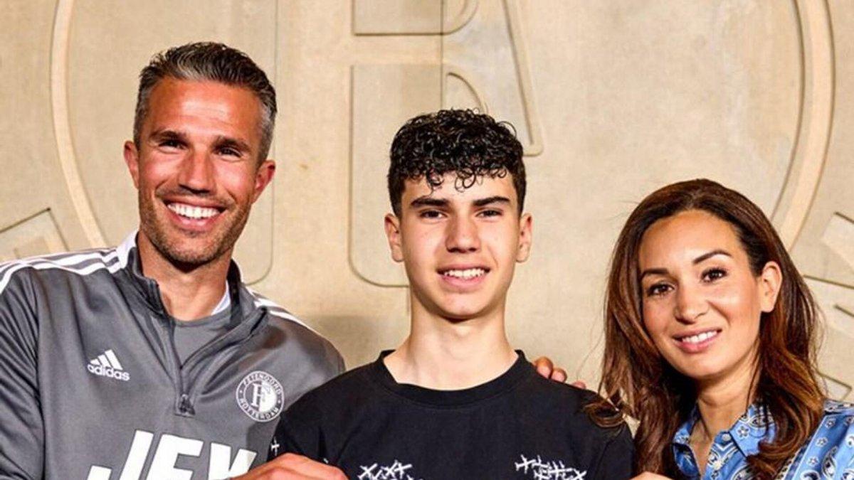 Robin van Persie'den Manchester United'a ret