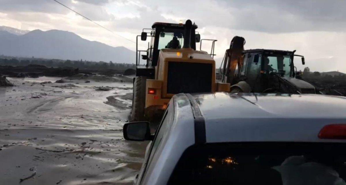 Erzincan’da yağış sele neden oldu