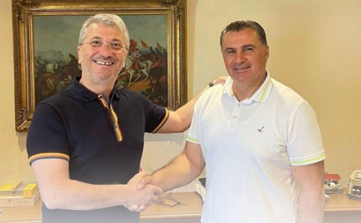 Adanaspor, Mustafa Kaplan ile anlaştı