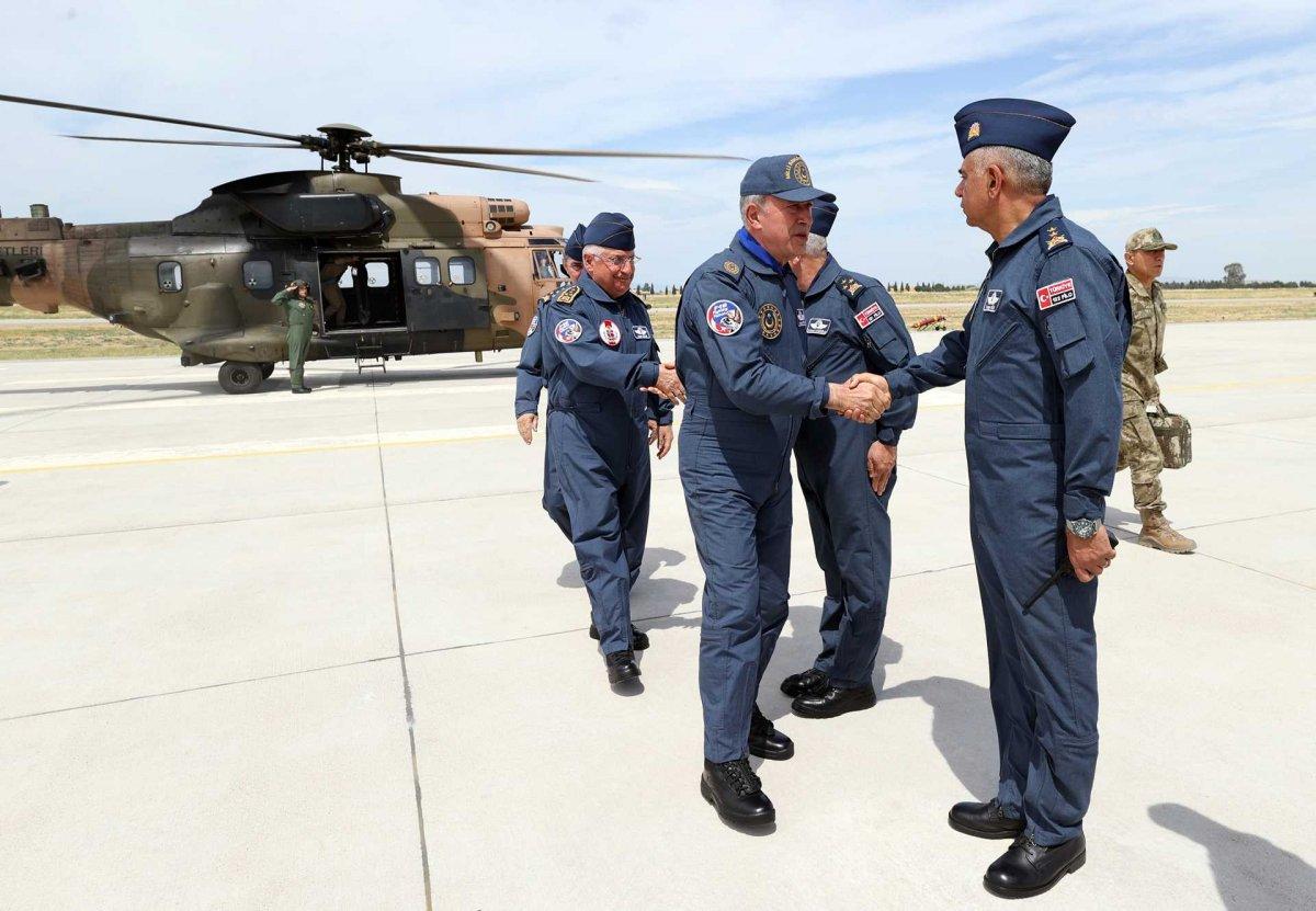 Hulusi Akar'dan Yunanistan'a: Haksız eylemlere karşılık vermeye devam edeceğiz
