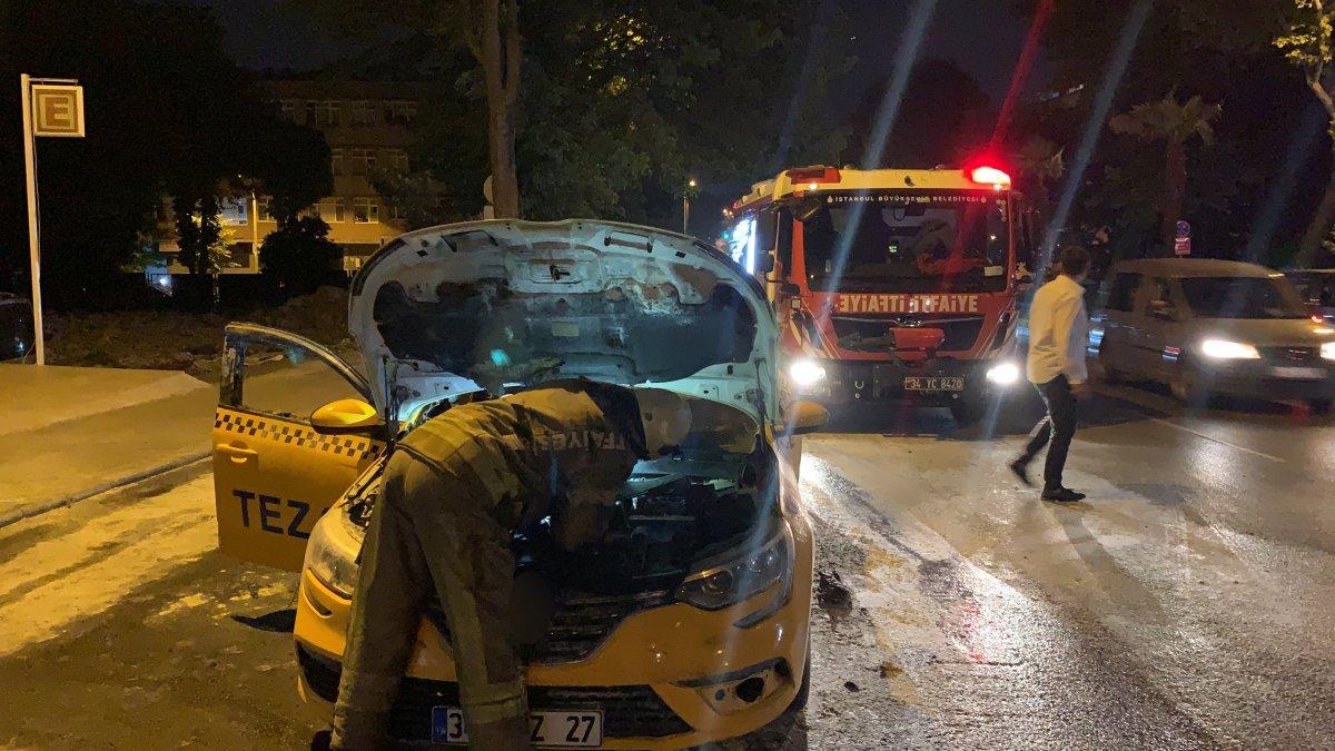 İstanbul'da ticari taksi alev aldı