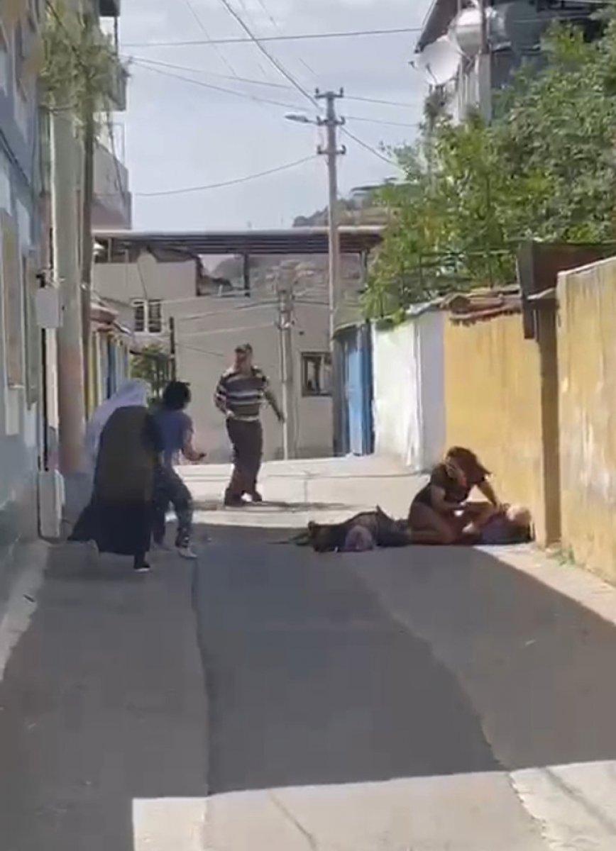 İzmir'deki köpek tartışması kanlı bitti: 3 ölü