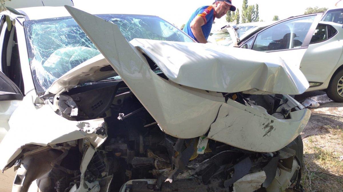 Tokat'ta feci kaza: 2'si çocuk 8 yaralı