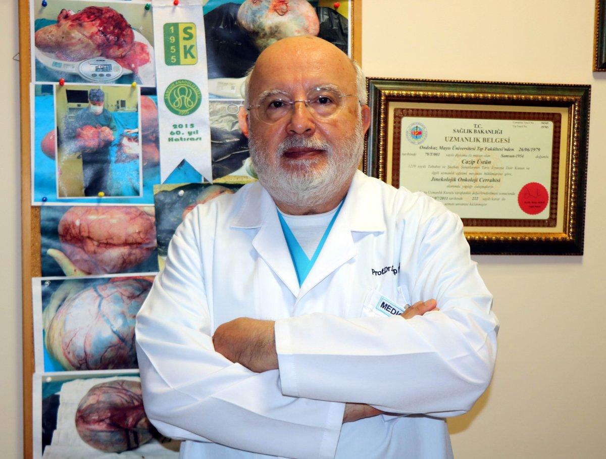 Samsun'da hastanın karnından 16,9 kiloluk dev kitle çıktı