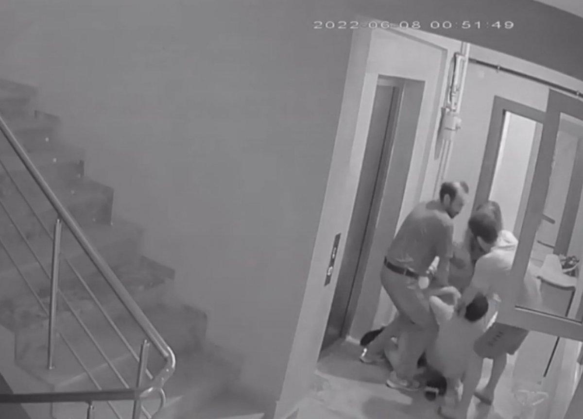 Antalya'da komşusunun kavgasını ayırmak isteyen adımın başına gelmeyen kalmadı