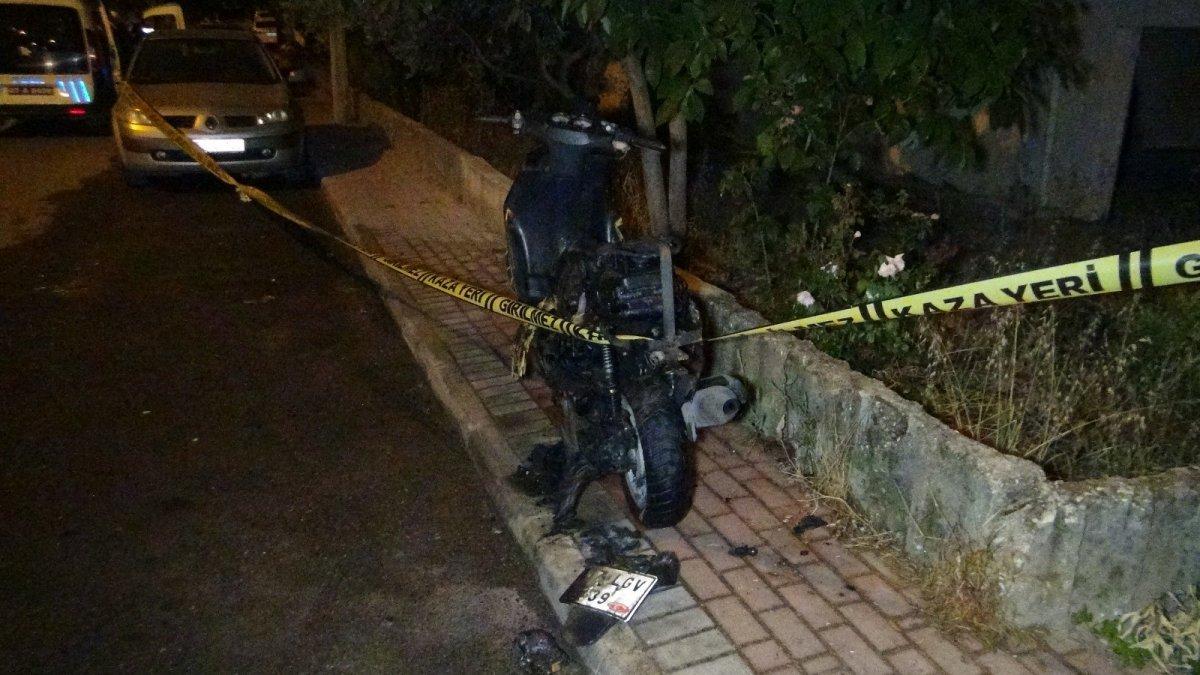 Antalya'da babasının motosikletini ateşe verdi