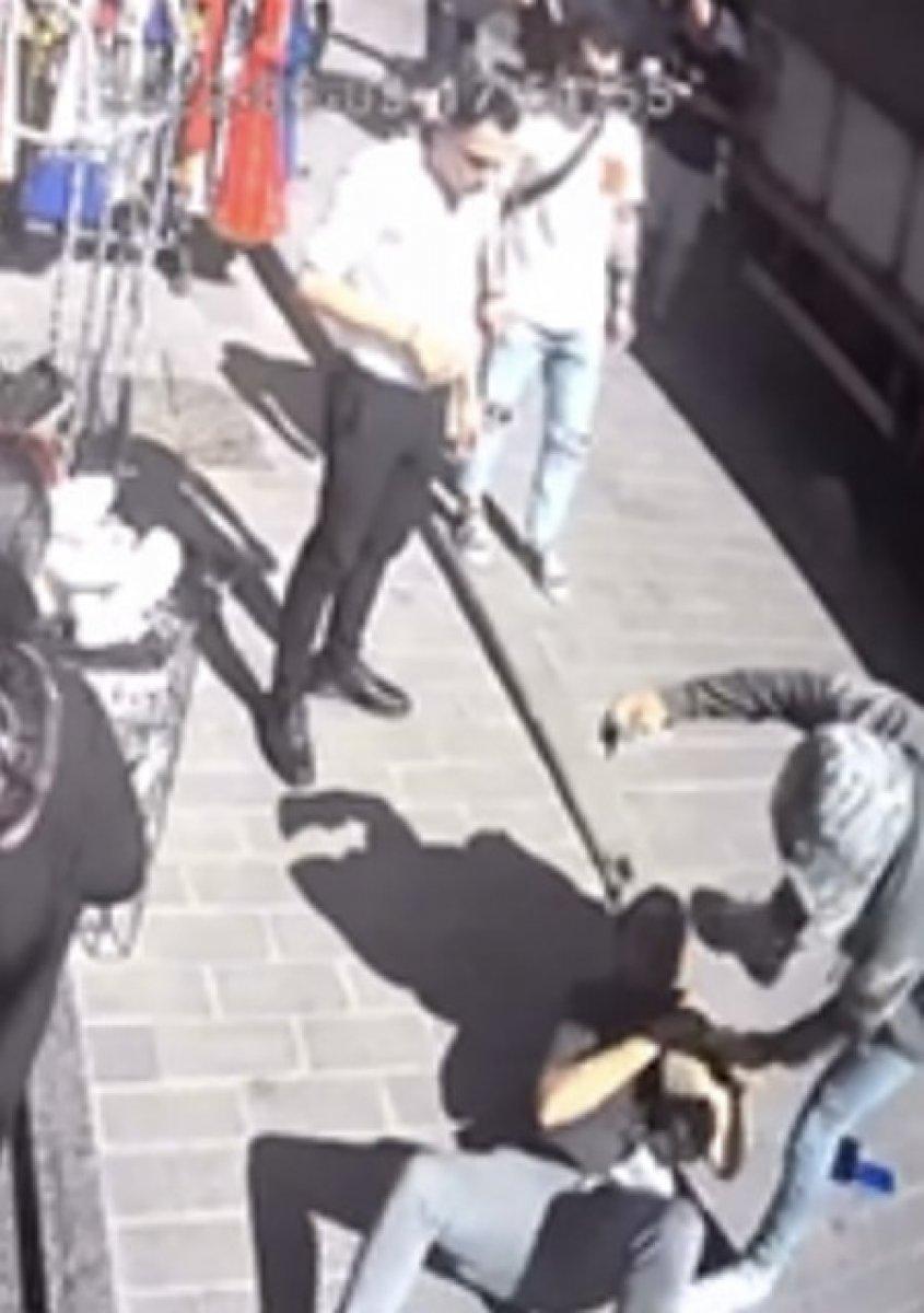 Fatih'te parasını gasbettiği adama 'hırsız' diye bağırdı