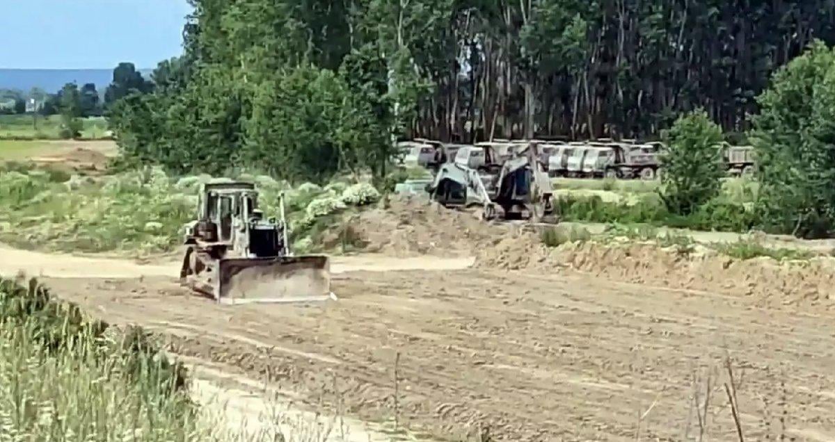 Yunanistan, Meriç Nehri kıyısına hendek kazıyor