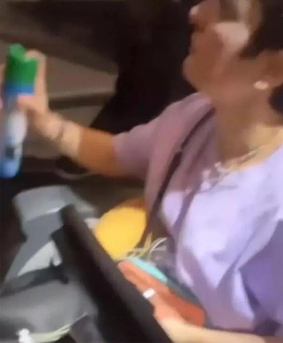 Ezgi Mola'nın ayak kokusu isyanı