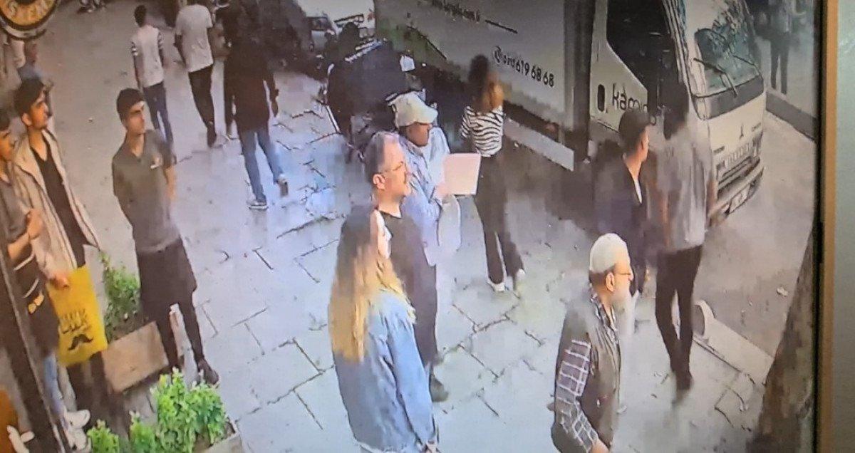 İstanbul'da trafikte zorla aracından indirilip darbedildi