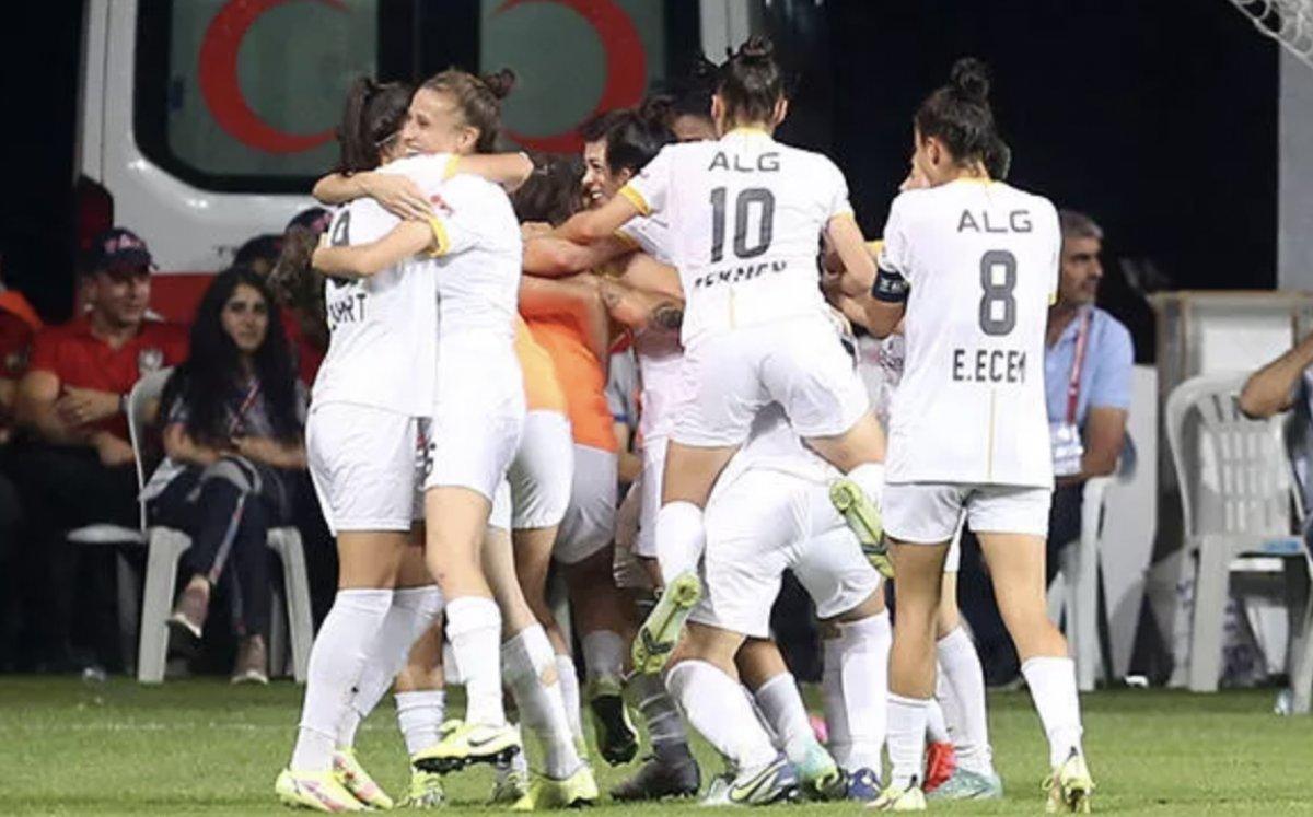 Kadın Futbol Süper Ligi'nde ALG Spor şampiyon