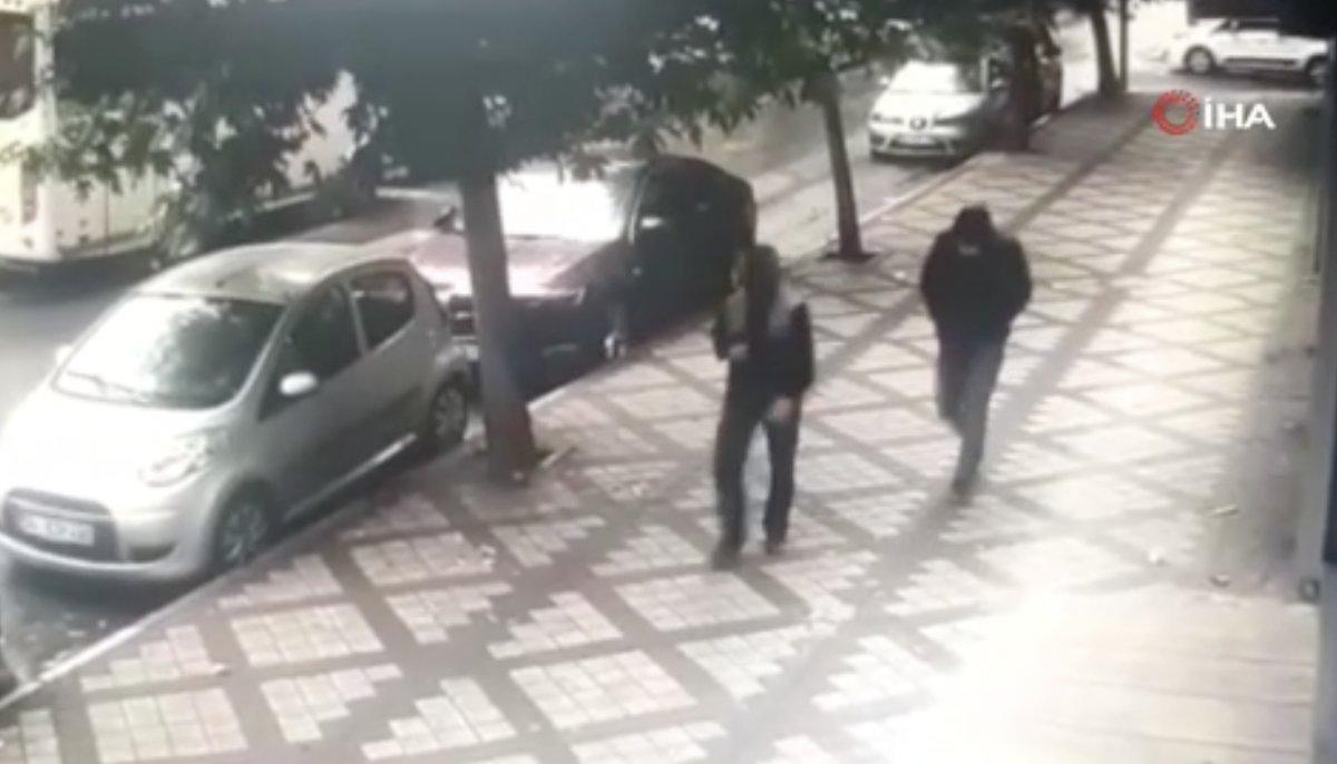 Bağcılar'a dadanan 2 hırsıza gözaltı