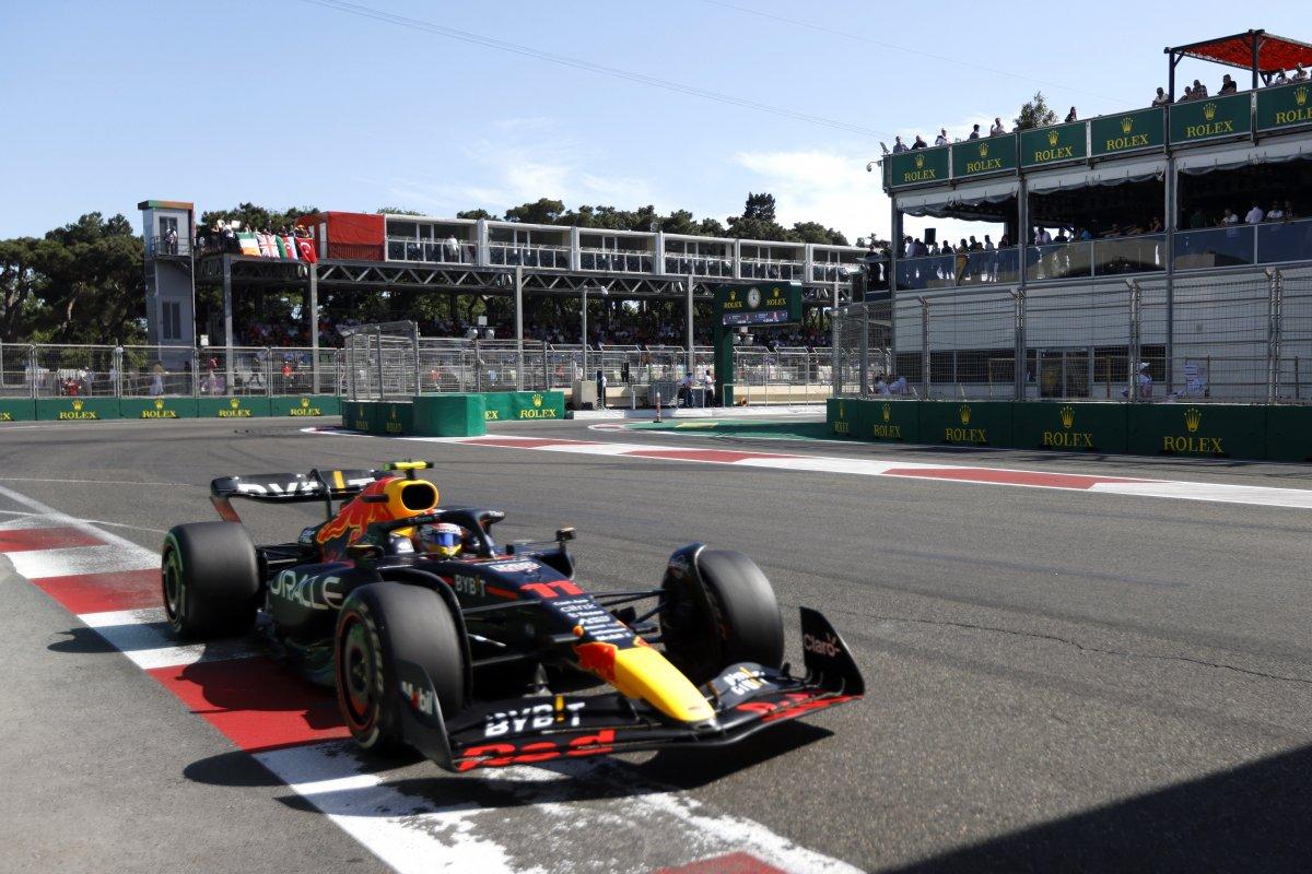 Azerbaycan GP'sinde kazanan Max Verstappen
