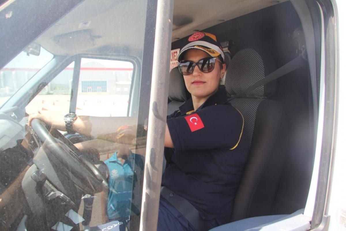 Gaziantep'te ambulans şoförlerinin eğitim görüntüleri