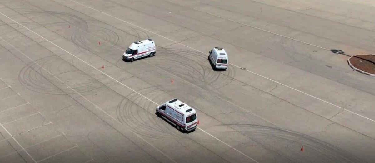 Gaziantep'te ambulans şoförlerinin eğitim görüntüleri