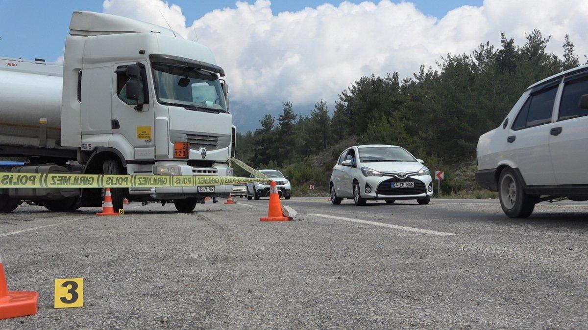 Denizli’de feci kaza: 3 ölü, 2 yaralı