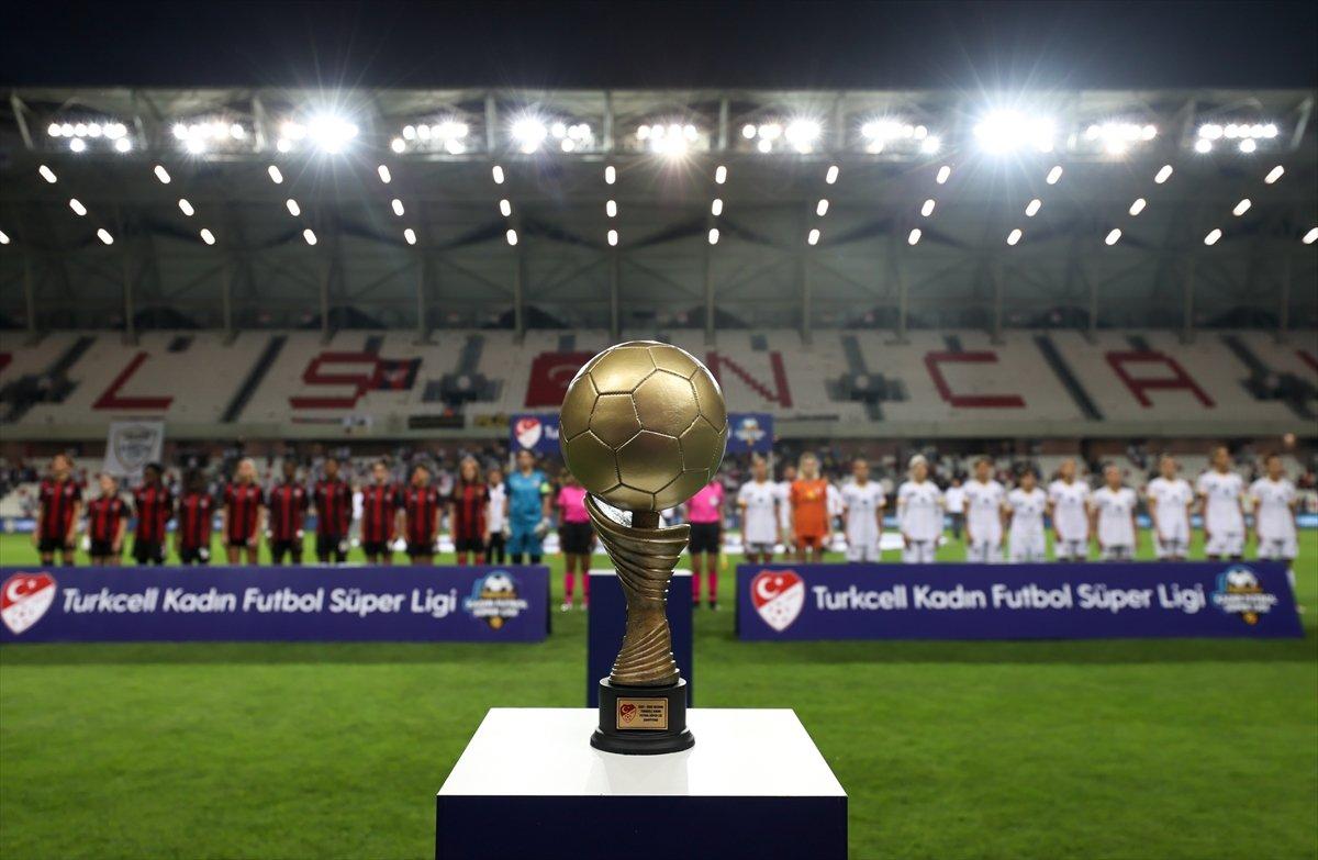 Kadın Futbol Süper Ligi'nde ALG Spor şampiyon