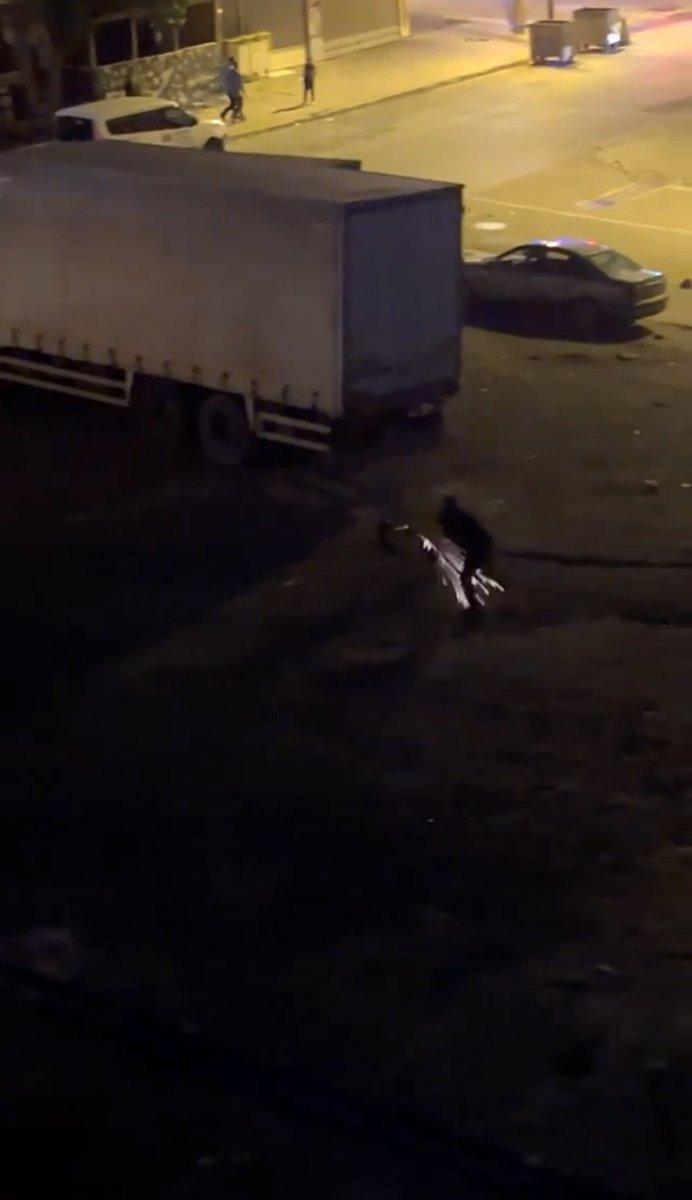 Esenyurt'ta husumetlisine silahla ateş açtı