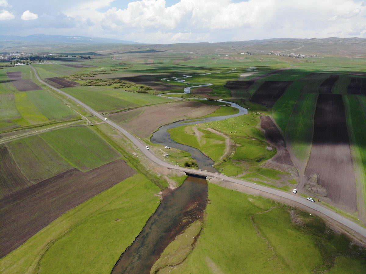 Kars'ta Arpaçay Menderesi'nden manzaralar