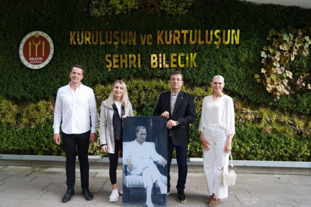 Ekrem İmamoğlu'ndan Şeyh Edebali ve Ertuğrul Gazi türbelerine ziyaret