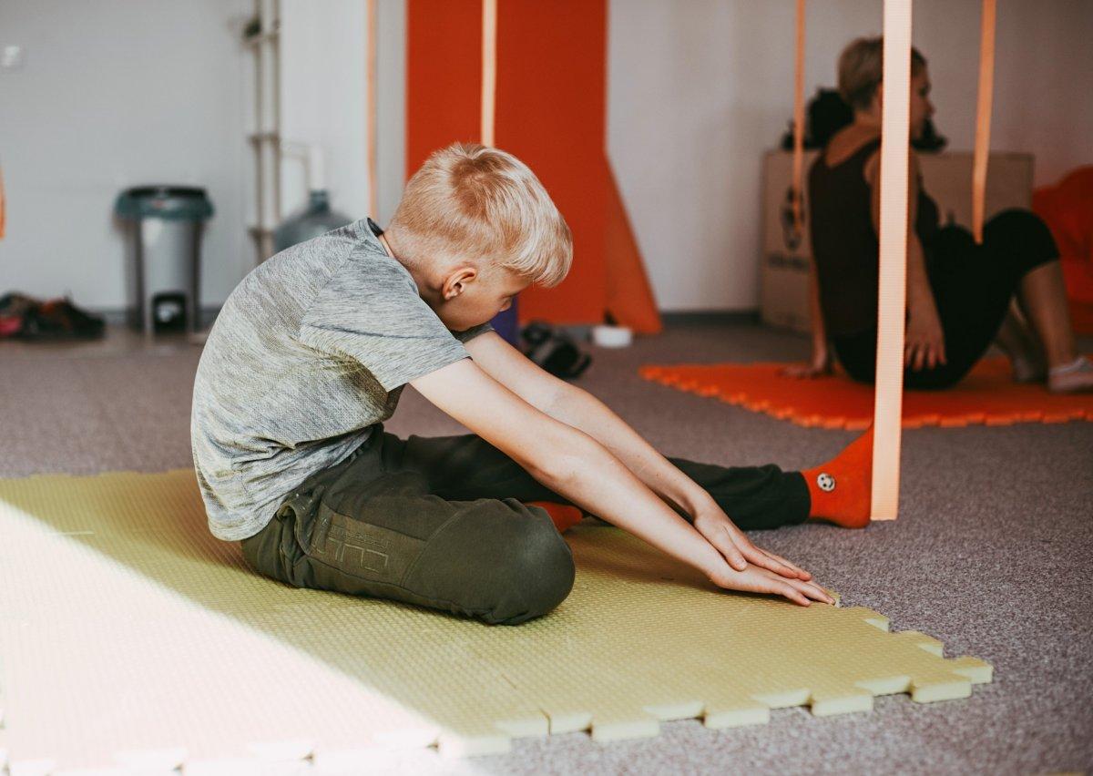 Hormonal değişiklikler omurga eğriliğini tetikleyebiliyor