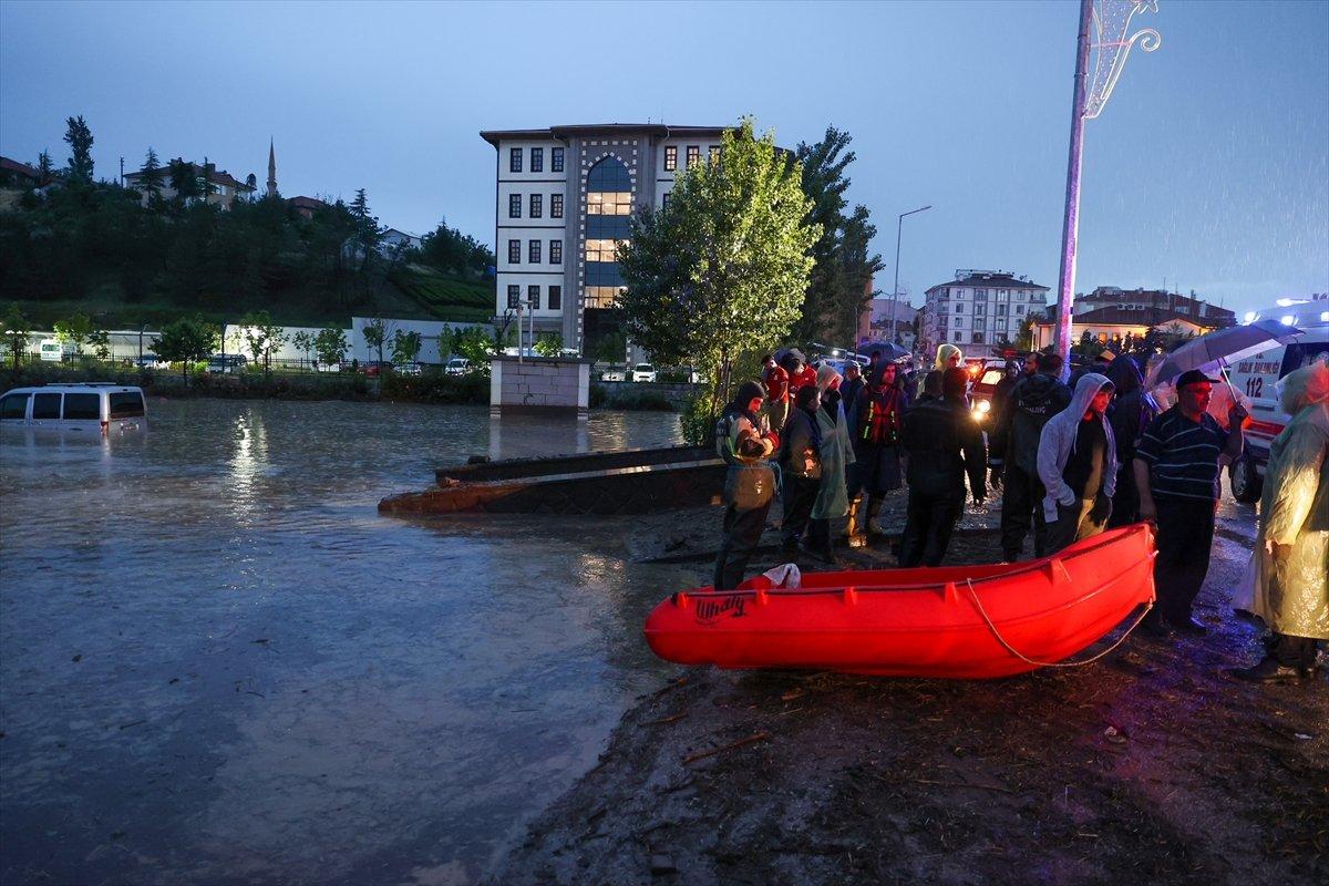 Akyurt'taki selde hayatını kaybedenlerin sayısı 2'ye yükseldi