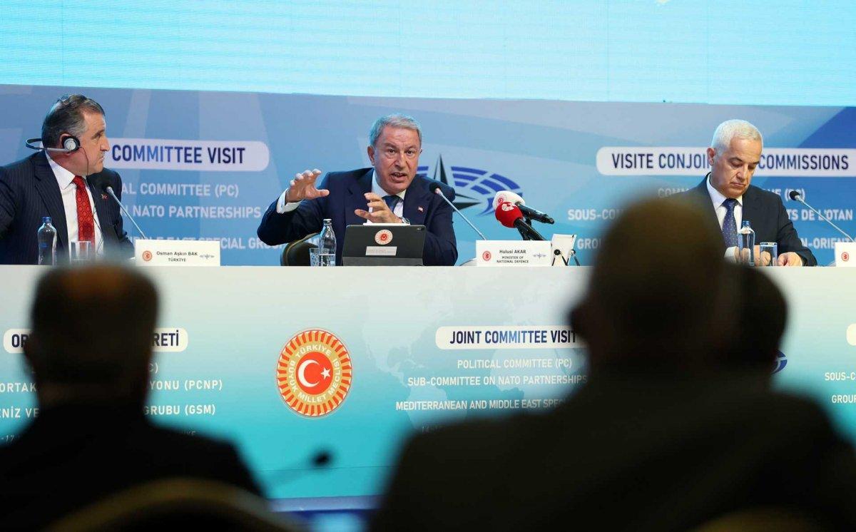 Hulusi Akar: Yunan uçakları hava sahamızı ihlal etti, karşılık verdik