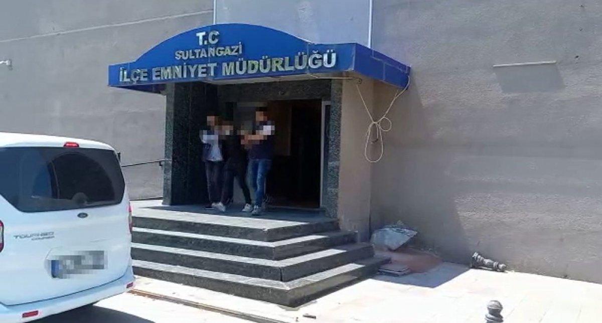 İstanbul'da trafiği durdururak şınav çeken şahıs yakalandı