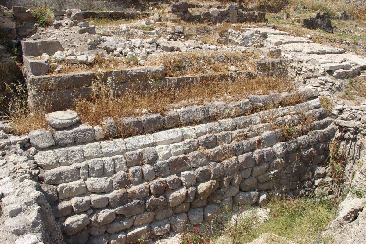 Daskyleion Antik Kenti gün yüzüne çıkmayı bekliyor