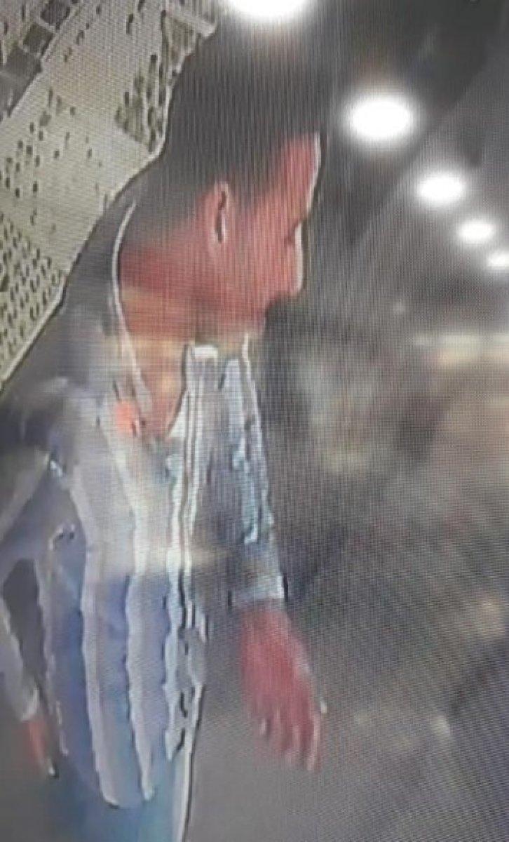 Zonguldak'ta bir kişi sahte altın dişlerle kuyumcuyu dolandırdı