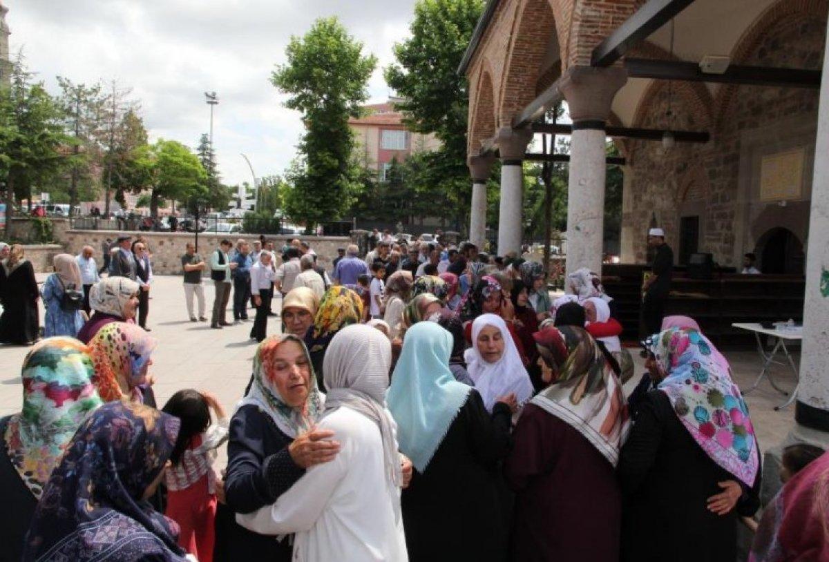 Çorum'da hacı adayları dualarla uğurlandı