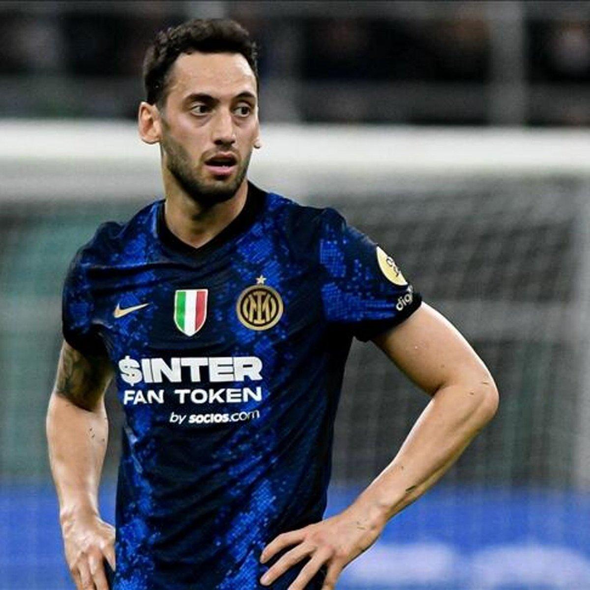 Newcastle United, Hakan Çalhanoğlu'nu istiyor