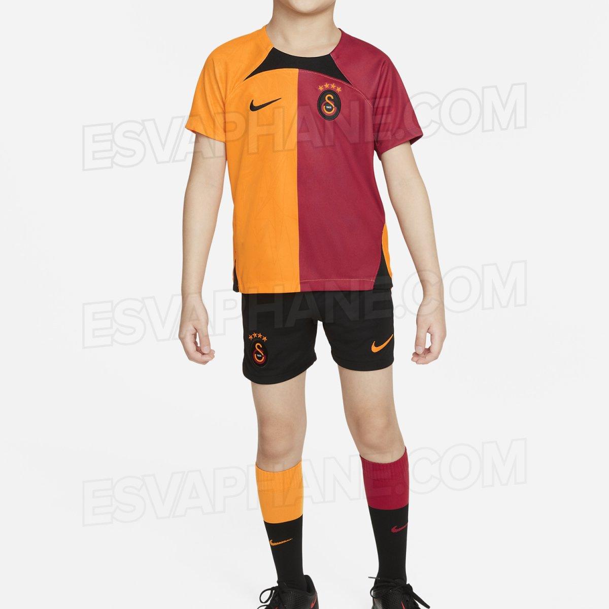 Galatasaray'ın yeni sezon formaları sızdırıldı