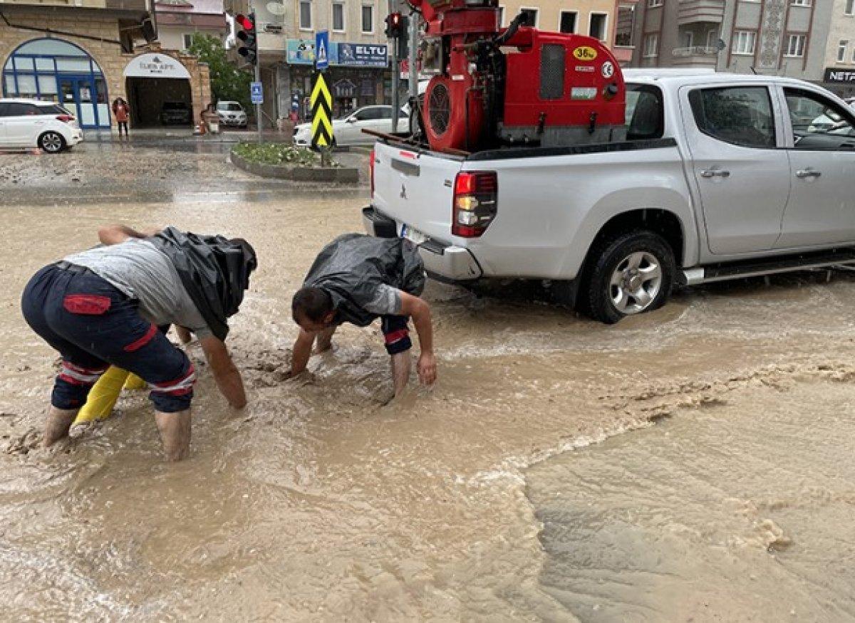 AFAD'dan sağanak yağıştan etkilenen 13 ildeki çalışmalara ilişkin açıklama